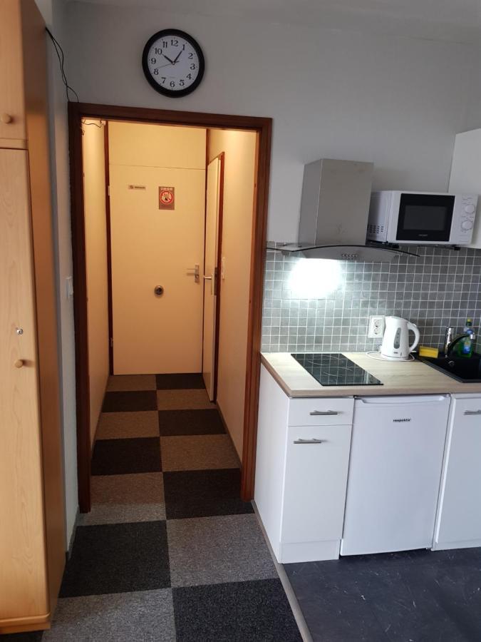 Melanie Sofortige Bestaetigung Apartment